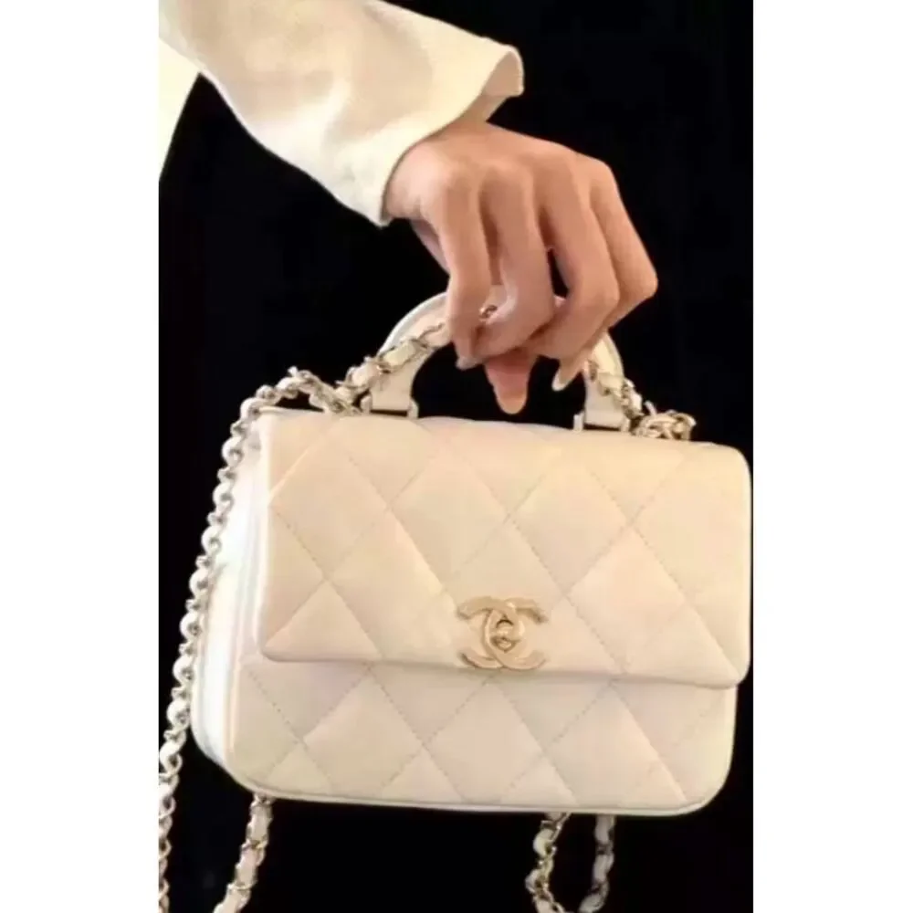 Chanel Women Pre-Loved Bag Very Good Condition